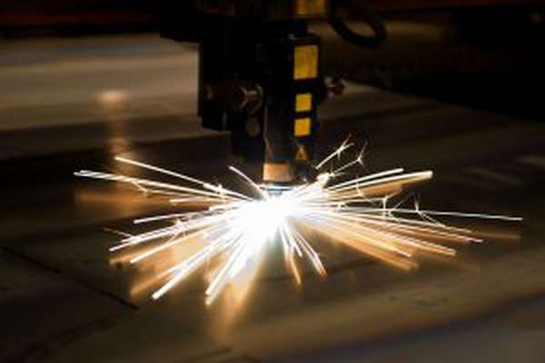 Оборудование для лазерной сварки металла: технология и устройства