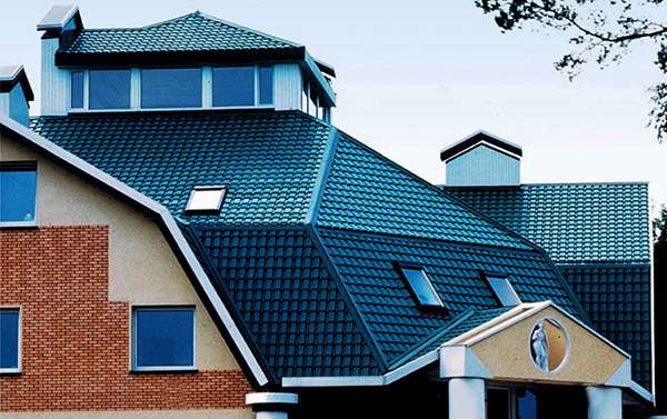 Крыши частных домов: варианты конструкций, достоинства и недостатки