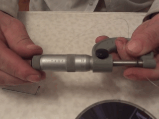 В помощь мастеру: подробная пошаговая инструкция как пользоваться микрометром